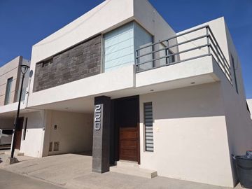 CASA EN VENTA LOS VIÑEDOS TORREON