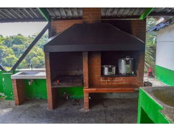 Se alquila finca por dias ,Via Condina
