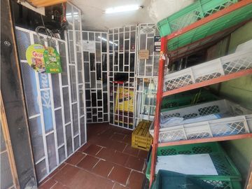 Santa Librada Casa Rentable Venta 3 aptos + local comercial
