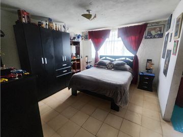 Santa Librada Casa Rentable Venta 3 aptos + local comercial
