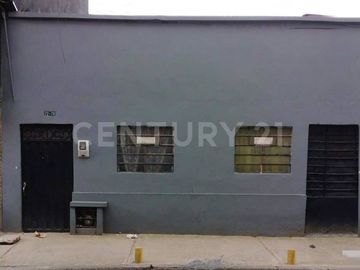 SE VENDE TERRENO CON EXCELENTE UBICACION EN AV. BOYACA REAL