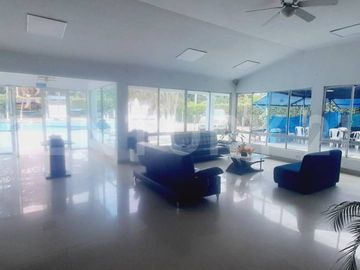 VENDO HERMOSA CASA HOTEL IDEAL  PARA  AIRBNB EN GUADUAS CUNDINAMARCA