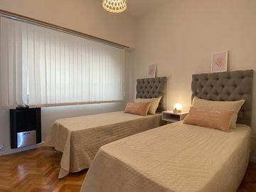VENTA Departamento 3 ambientes con balcón sobre Av Colón - Plaza Colon Mar del Plata