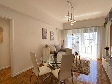 VENTA Departamento 3 ambientes con balcón sobre Av Colón - Plaza Colon Mar del Plata
