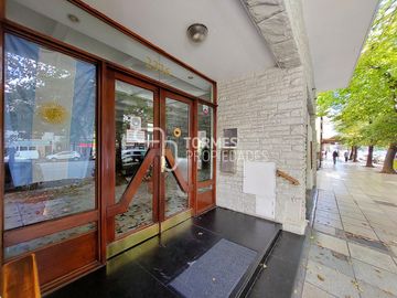 VENTA Departamento 3 ambientes con balcón sobre Av Colón - Plaza Colon Mar del Plata