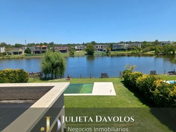 Casa a la  laguna en Venta El Canton Barrio Norte-Escobar-Maschwitz