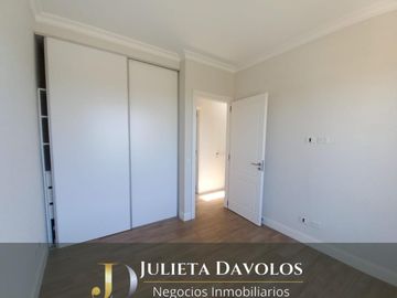 Casa a la  laguna en Venta El Canton Barrio Norte-Escobar-Maschwitz