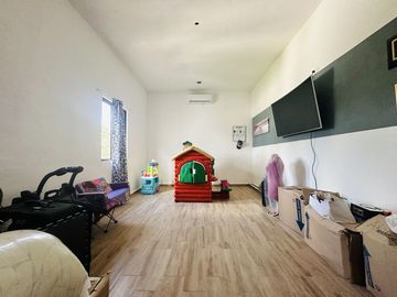 VENTA DE CASA EN RESIDENCIAL ALEZA CONKAL
