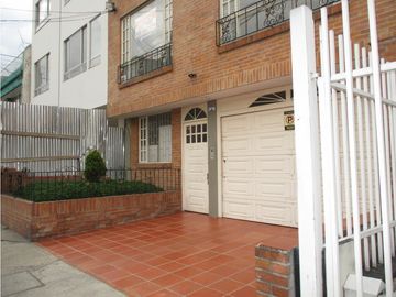 SE VENDE APARTAMENTO EN MODELIA EDI LOS PINOS