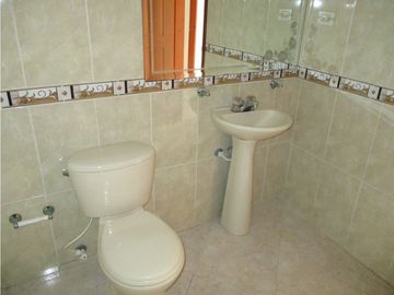 SE VENDE APARTAMENTO EN MODELIA EDI LOS PINOS