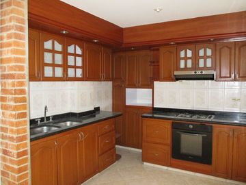 SE VENDE APARTAMENTO EN MODELIA EDI LOS PINOS