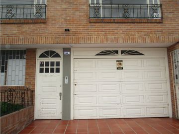 SE VENDE APARTAMENTO EN MODELIA EDI LOS PINOS