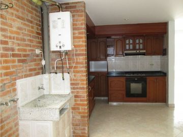 SE VENDE APARTAMENTO EN MODELIA EDI LOS PINOS