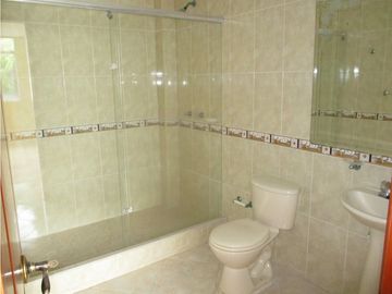 SE VENDE APARTAMENTO EN MODELIA EDI LOS PINOS