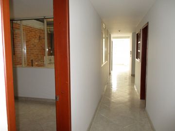 SE VENDE APARTAMENTO EN MODELIA EDI LOS PINOS