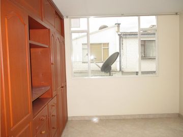 SE VENDE APARTAMENTO EN MODELIA EDI LOS PINOS