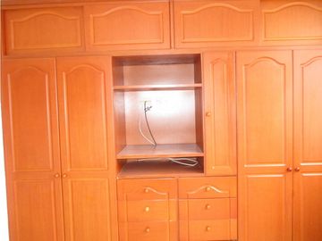 SE VENDE APARTAMENTO EN MODELIA EDI LOS PINOS