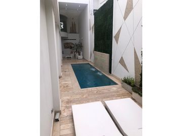 SE VENDE CASA DE LUJO EN ALTOS DE RIOMAR