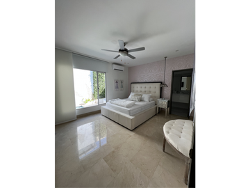 SE VENDE CASA DE LUJO EN ALTOS DE RIOMAR