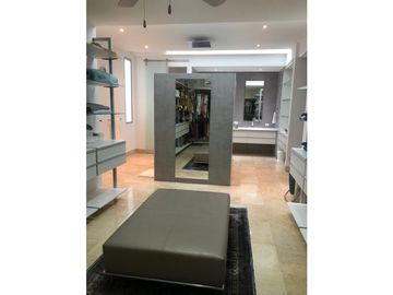SE VENDE CASA DE LUJO EN ALTOS DE RIOMAR