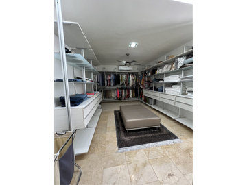 SE VENDE CASA DE LUJO EN ALTOS DE RIOMAR