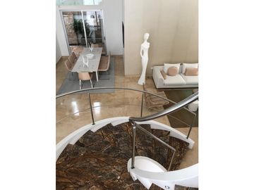 SE VENDE CASA DE LUJO EN ALTOS DE RIOMAR