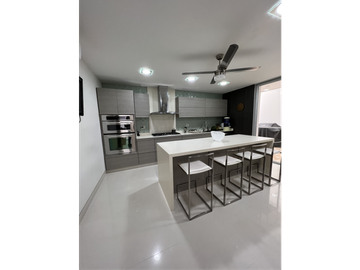 SE VENDE CASA DE LUJO EN ALTOS DE RIOMAR