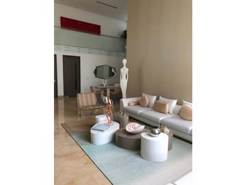 SE VENDE CASA DE LUJO EN ALTOS DE RIOMAR