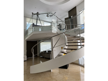 SE VENDE CASA DE LUJO EN ALTOS DE RIOMAR