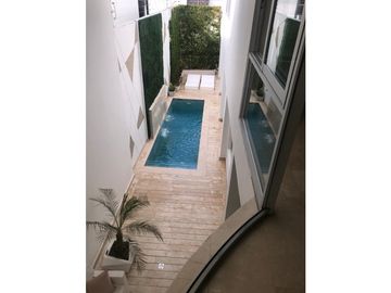 SE VENDE CASA DE LUJO EN ALTOS DE RIOMAR
