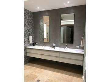 SE VENDE CASA DE LUJO EN ALTOS DE RIOMAR