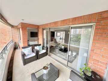 VENTA HERMOSO APARTAMENTO EN LAS SANTAS POBLADO