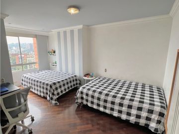 VENTA HERMOSO APARTAMENTO EN LAS SANTAS POBLADO
