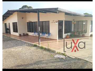 LUXA VENDE CASA EN VEREDA LAME. MAS LOTE CONTIGUO
