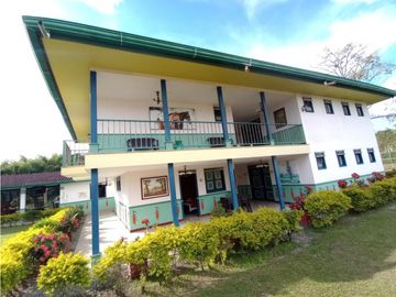 Finca Hotel en el Quindío en Venta