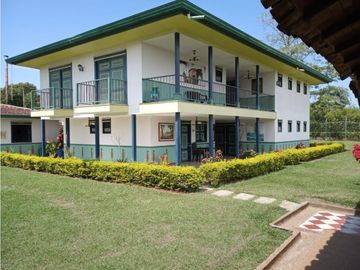 Finca Hotel en el Quindío en Venta