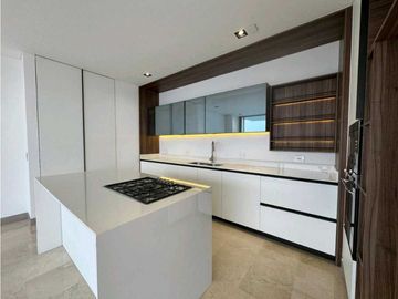 Se vende Apto en menga cali norte