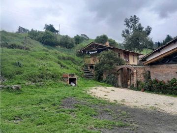 VENTA O ARRIENDO DE PROPIEDAD COMERCIAL ESQUINERA SOBRE VIA PRINCIPAL