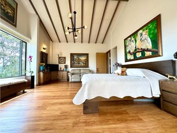 Vendo casa Campestre estilo Español en el Carmen de Viboral