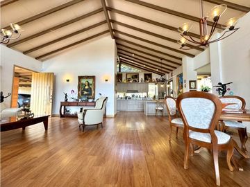 Vendo casa Campestre estilo Español en el Carmen de Viboral