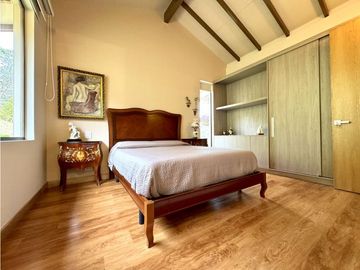 Vendo casa Campestre estilo Español en el Carmen de Viboral