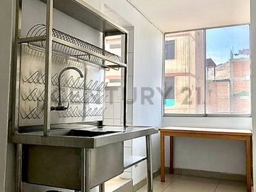 ALQUILO LOCAL COMERCIAL 2 PLANTAS 164M2  ACONDICIONADO PARA RESTAURANTE POLLERIA