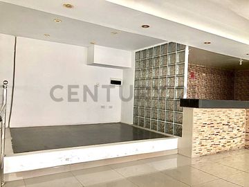 ALQUILO LOCAL COMERCIAL 2 PLANTAS 164M2  ACONDICIONADO PARA RESTAURANTE POLLERIA