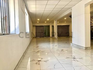 ALQUILO LOCAL COMERCIAL 2 PLANTAS 164M2  ACONDICIONADO PARA RESTAURANTE POLLERIA