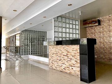 ALQUILO LOCAL COMERCIAL 2 PLANTAS 164M2  ACONDICIONADO PARA RESTAURANTE POLLERIA