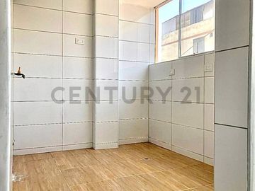 ALQUILO LOCAL COMERCIAL 2 PLANTAS 164M2  ACONDICIONADO PARA RESTAURANTE POLLERIA