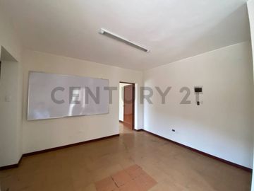 Alquiler Oficina comercial en  Av. La Salle