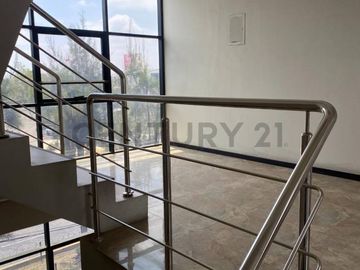 Alquiler Oficina comercial en  Av. La Salle
