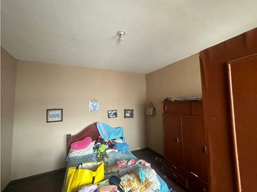 Venta de casa en el B/ santander