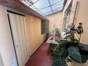 Venta de casa en el B/ santander
